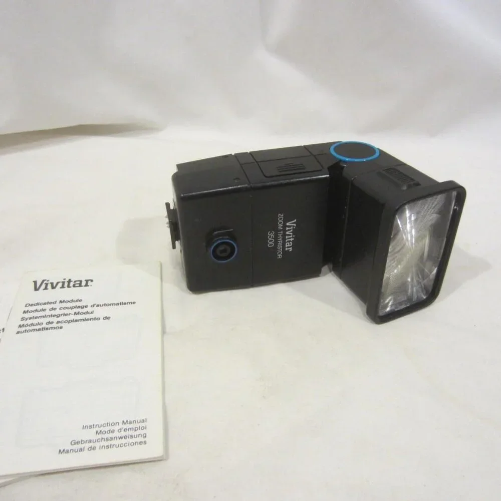 VIVITAR Zoom Thyristor 3500 Dedicated Electronic Flash